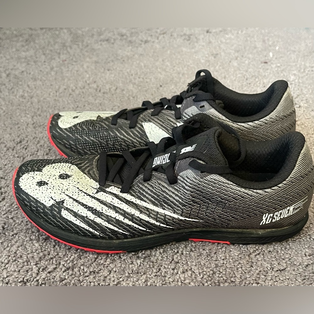 New Balance Men's Cross Country XC Seven V2 Spike less Running Shoe Size 7.5